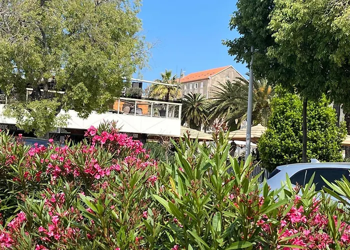 Rooftop Giovanina Apartment *